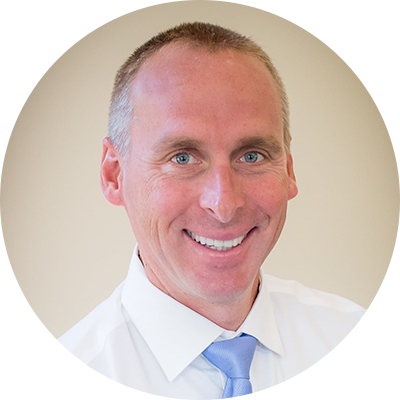 Photo of Dr. Adam Hahn